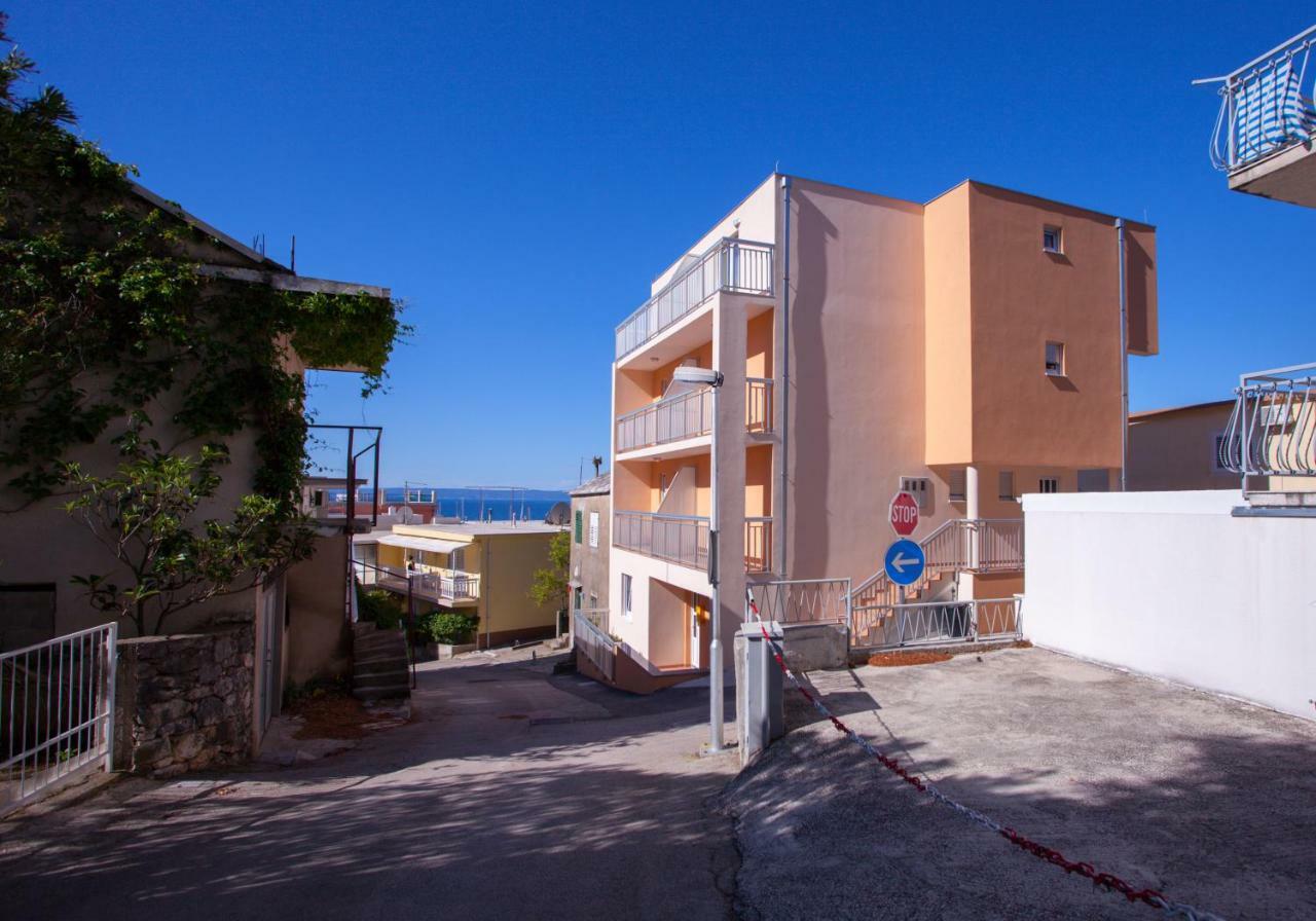 Apartments Mia Baška Voda Exterior foto